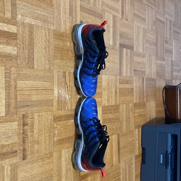 Nike Vapormax - Picture 4 of 7